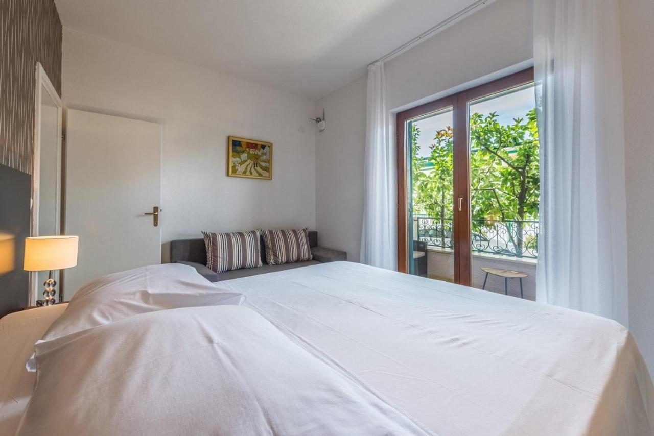 Apartments Ivana-Mira オクルグ・ゴルニ エクステリア 写真