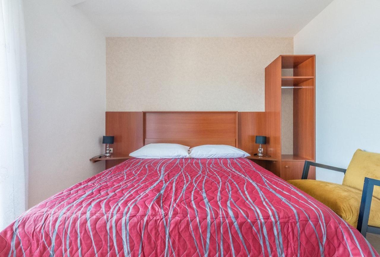 Apartments Ivana-Mira オクルグ・ゴルニ エクステリア 写真