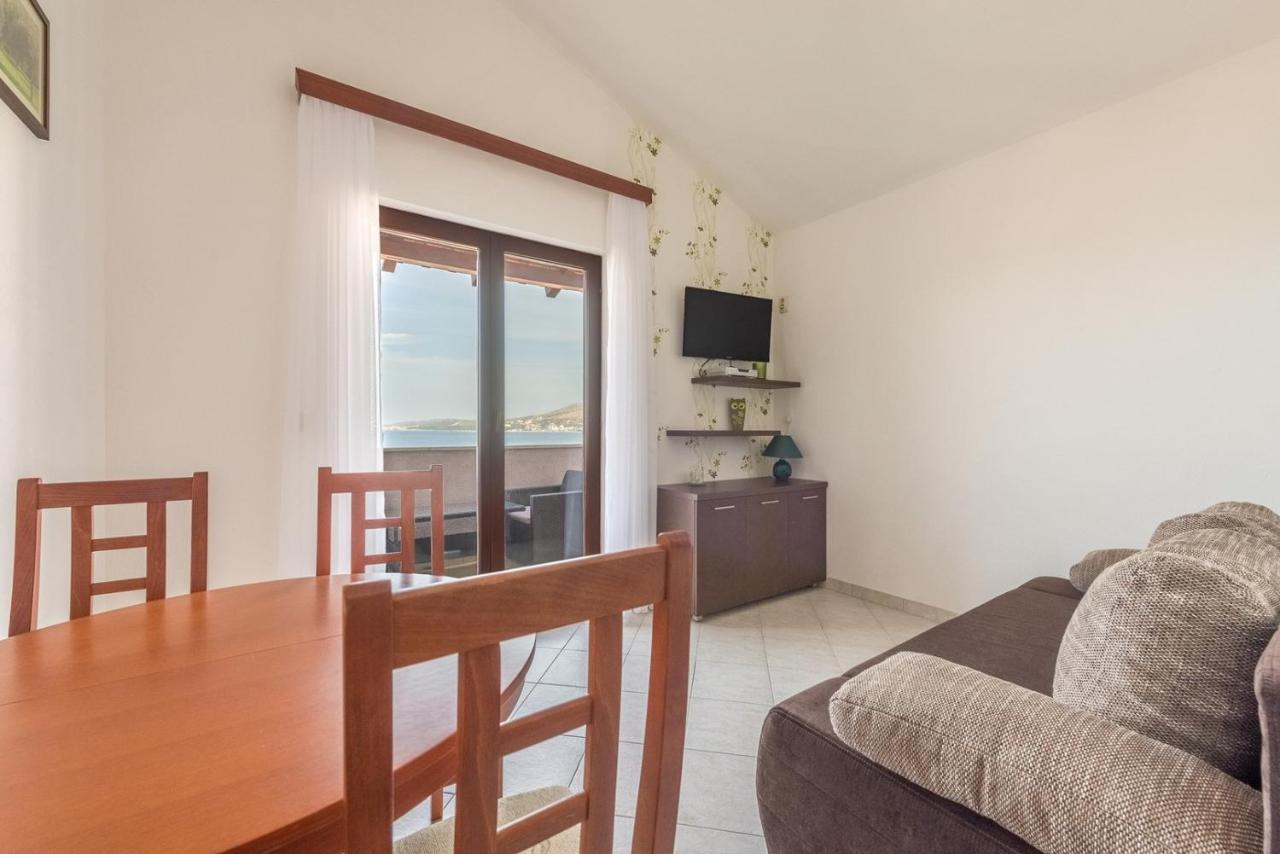 Apartments Ivana-Mira オクルグ・ゴルニ エクステリア 写真