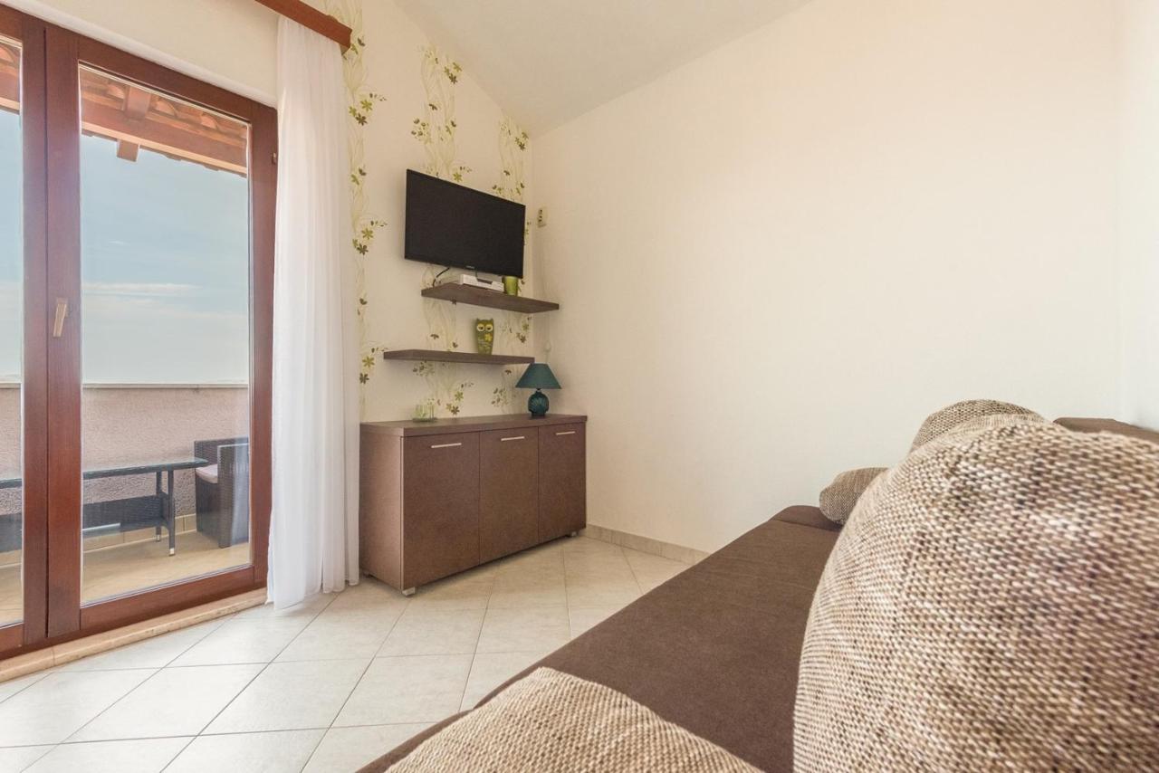 Apartments Ivana-Mira オクルグ・ゴルニ エクステリア 写真