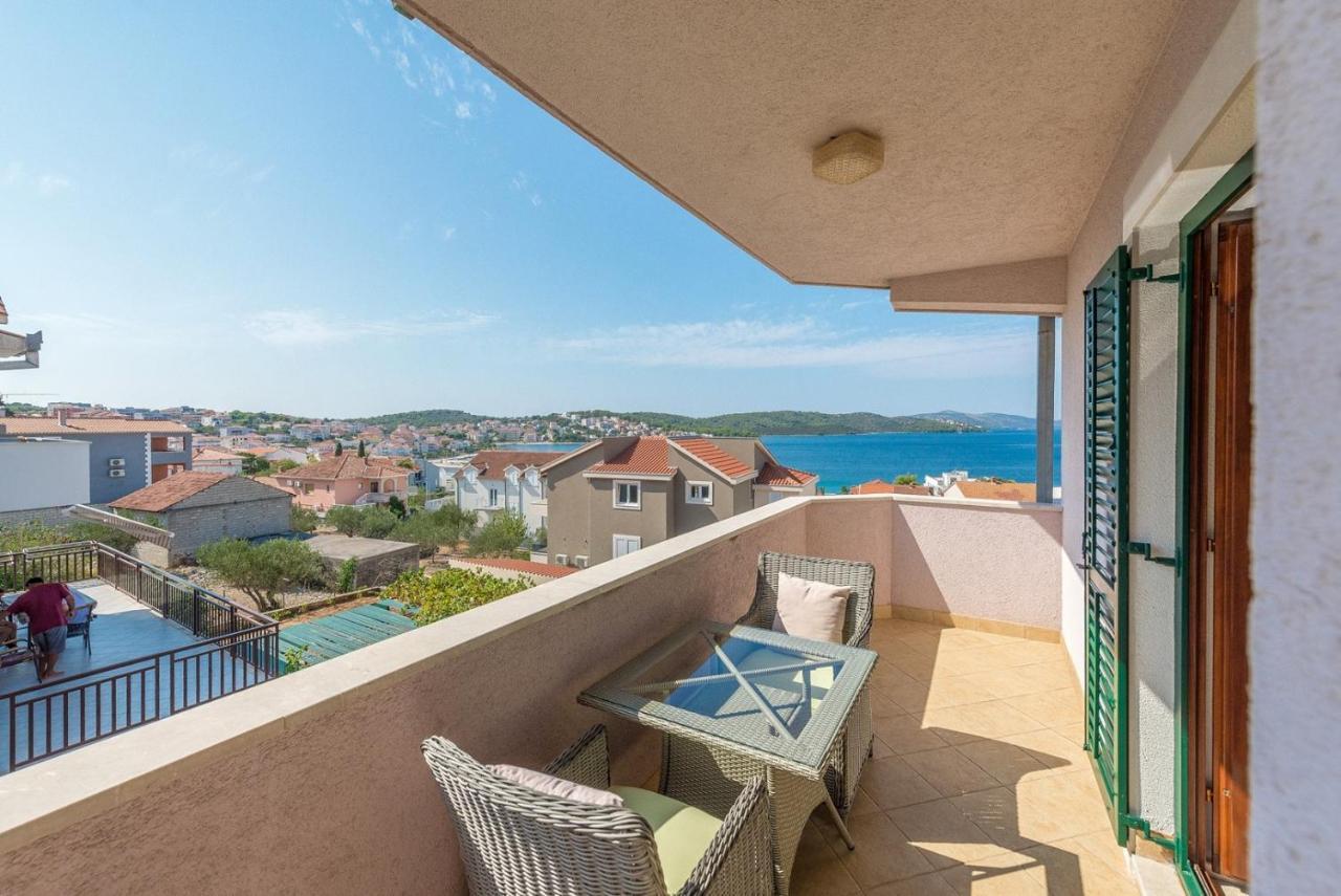 Apartments Ivana-Mira オクルグ・ゴルニ エクステリア 写真